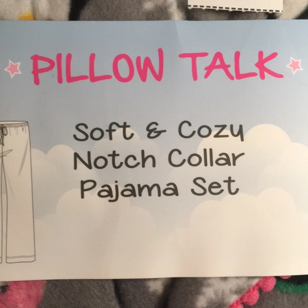 Women’s pajama set - Picture 2 of 4